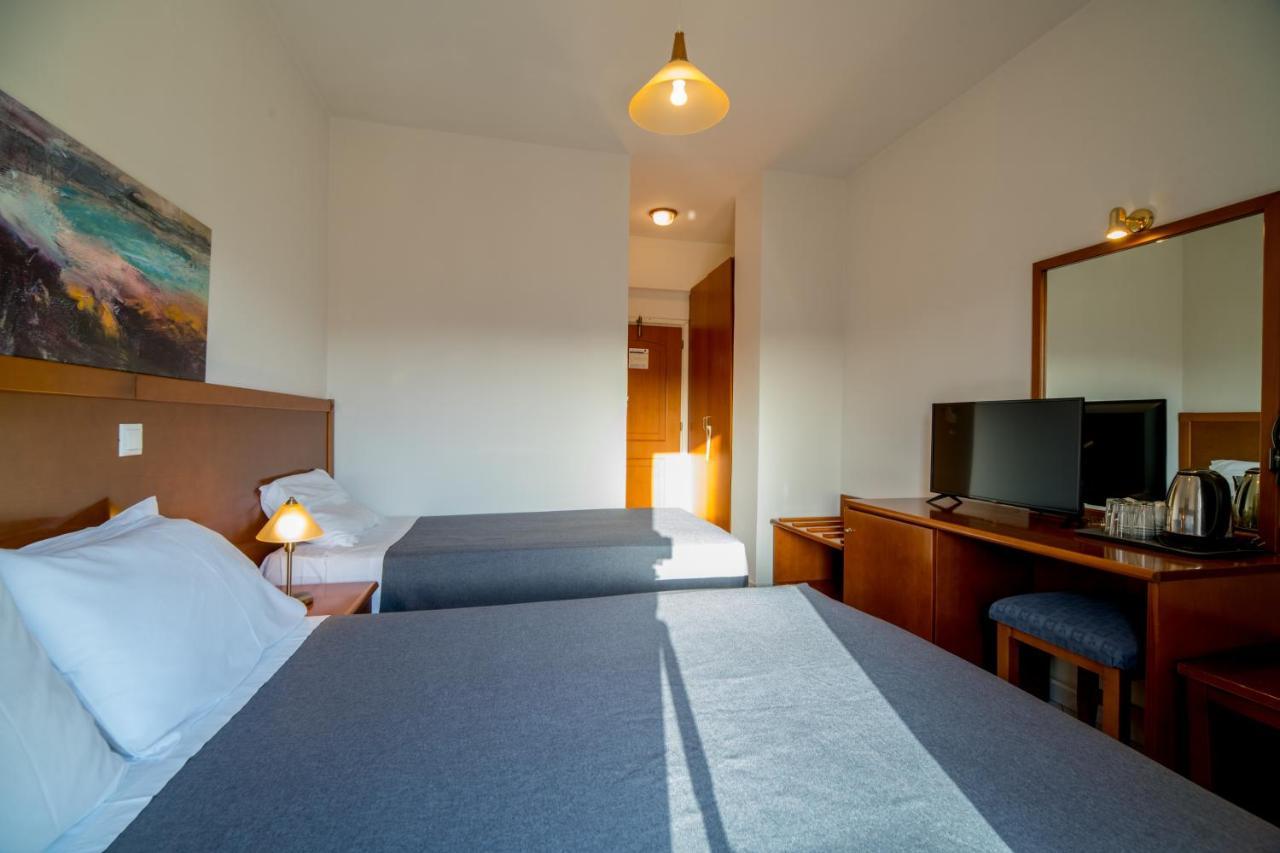 Hiona Holiday Hotel Palekastro Bagian luar foto