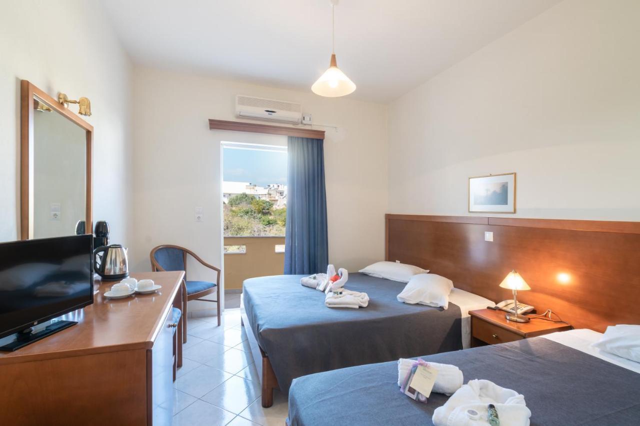 Hiona Holiday Hotel Palekastro Bagian luar foto
