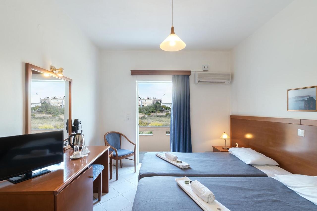 Hiona Holiday Hotel Palekastro Bagian luar foto